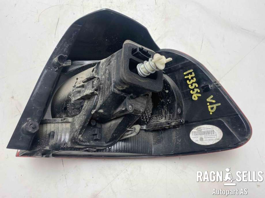 Baklykt venstre ytre til VW Golf VI 2008-2012  (5K0 945 095 M|)
