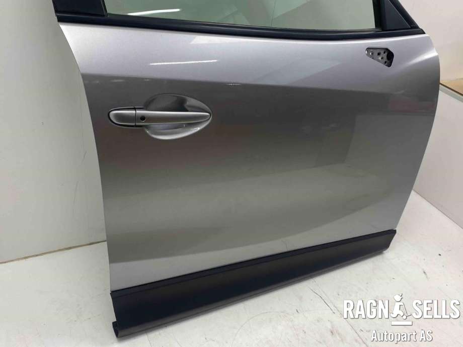 Dør høyre foran til Mazda CX-5 2012-2017 (Type I)  (KDY35802XC|)