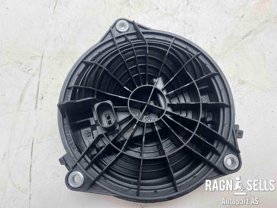 Bakluke/bakdør håndtak til VW Golf VI 2008-2012  (6R0 827 469 D|)