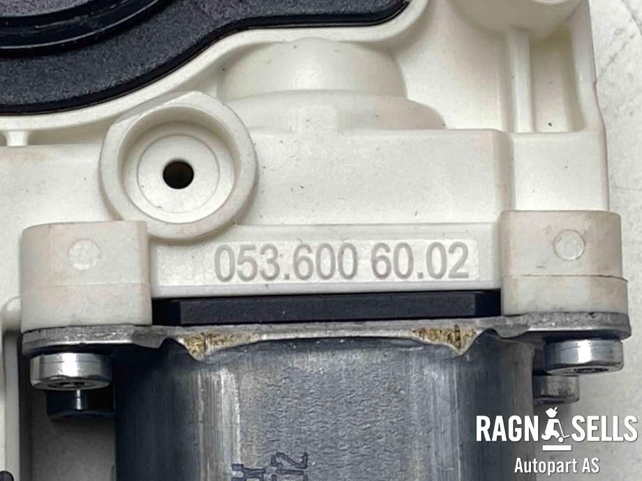 Ruteheis høyre bak til VW Golf VI 2008-2012  (5K4 839 462|)