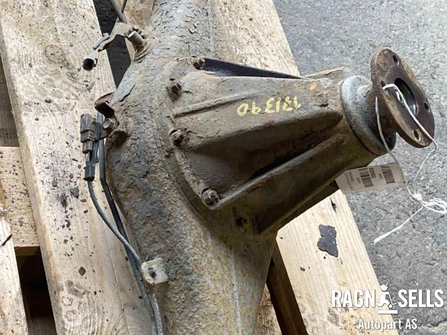 Bakaksel til Toyota Hilux 2012-2016  (411100K500|)