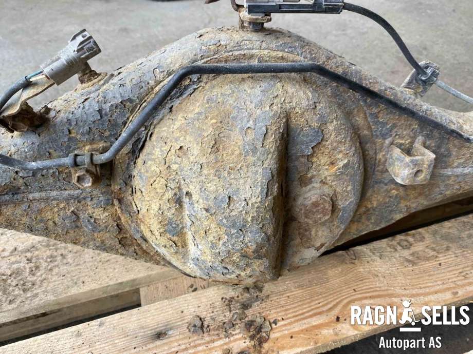 Bakaksel til Toyota Hilux 2012-2016  (411100K500|)
