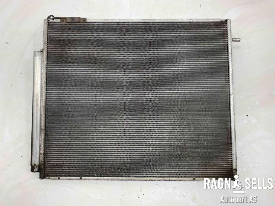 Aircondition radiator til Toyota Land Cruiser 150, 2014-->> (Fase 2) (8846060420)