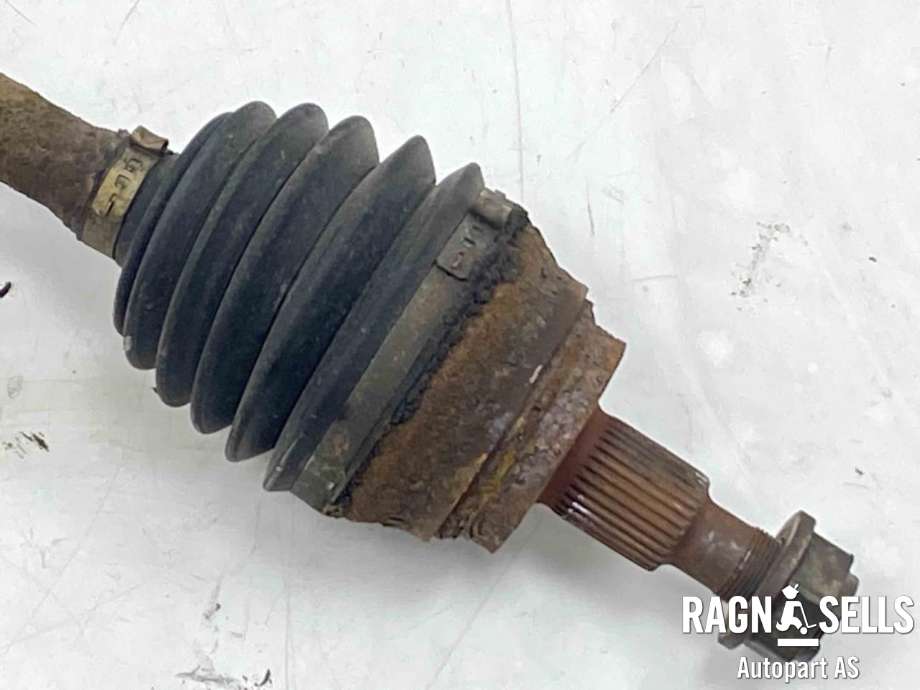 Drivaksel høyre foran, diesel/automat til Mercedes ML 2005-2011 (W164) (W164) (A 164 330 19 01||A 164 330 19 01 80)