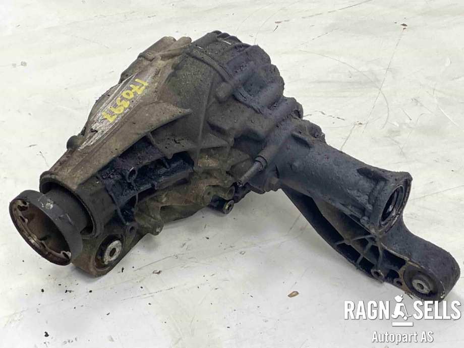 Kardang klokke foran til Mercedes ML 2005-2011 (W164) (W164) (A 164 330 21 02|)