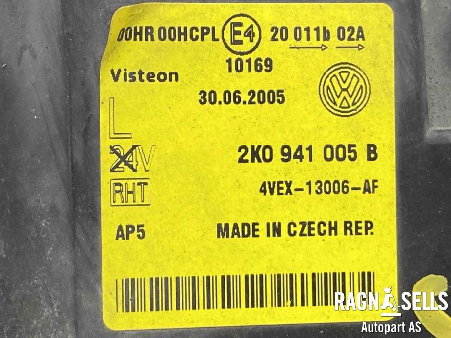 Frontlykt venstre halogen til VW Caddy 2004-2010 (Type III, Fase 1)  (2K0 941 005 D|)