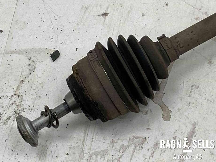Drivaksel høyre foran, diesel/automat til BMW X3 2010-2017 (F25) (F25) (31 60 8 675 014|)