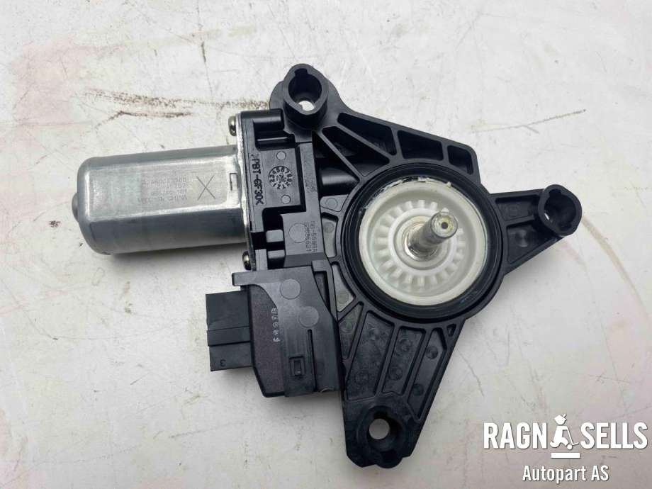 Ruteheis, kun motor, venstre bak til Mercedes B-Klasse, electric drive 2014-2018 (W242) (W242) (A 246 906 31 00|)