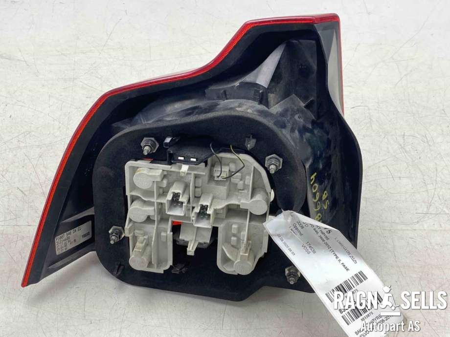 Baklykt høyre til Volvo S40 2008-2012 (Type II, Fase 2)  (30763496|31214608|30763495)