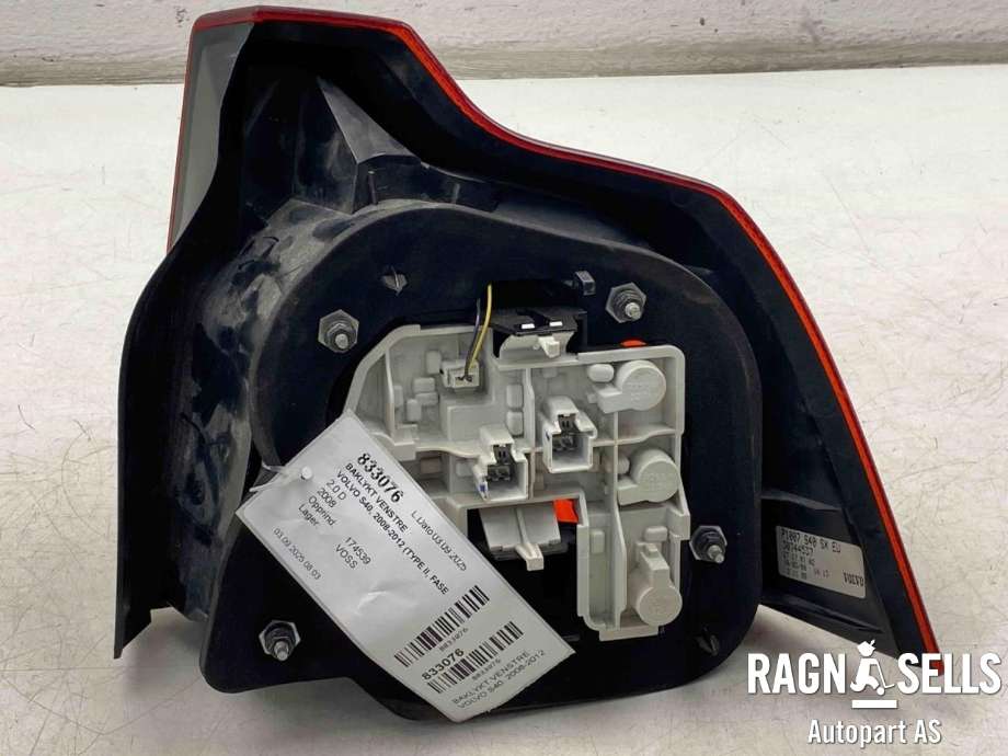 Baklykt venstre til Volvo S40 2008-2012 (Type II, Fase 2)  (30763492|30744537|30763494)