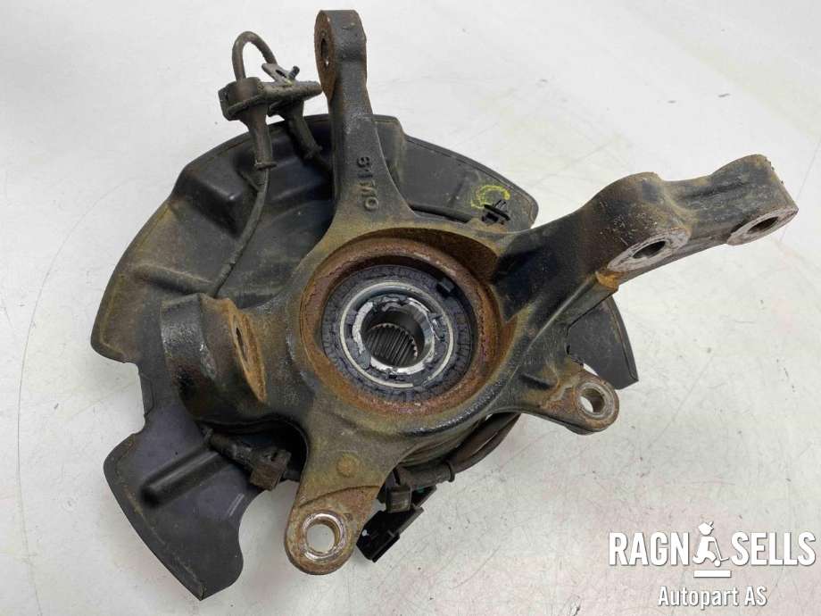Hjulspindel venstre foran til Suzuki Vitara 2015-->> (Type IV)  (45151-61M00-000||43421-79J10-000)