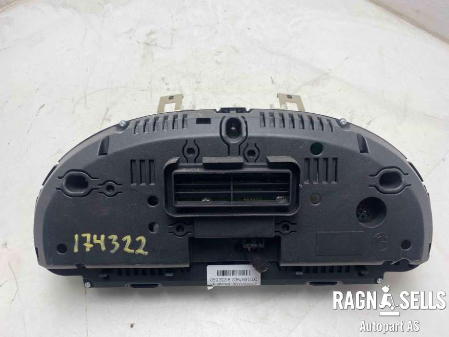 Instrumentpanel til BMW X3 2010-2017 (F25) (F25) (62 10 6 843 041|62 10 8 794 196|9283267)