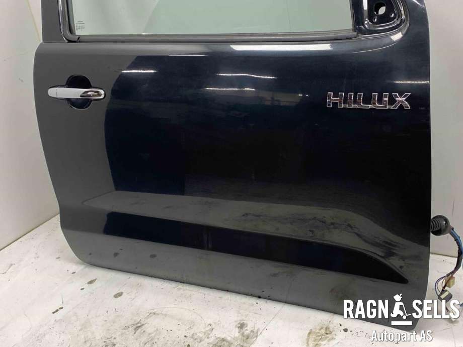 Dør høyre foran til Toyota Hilux 2006-2011  (670010K020||671110K020)