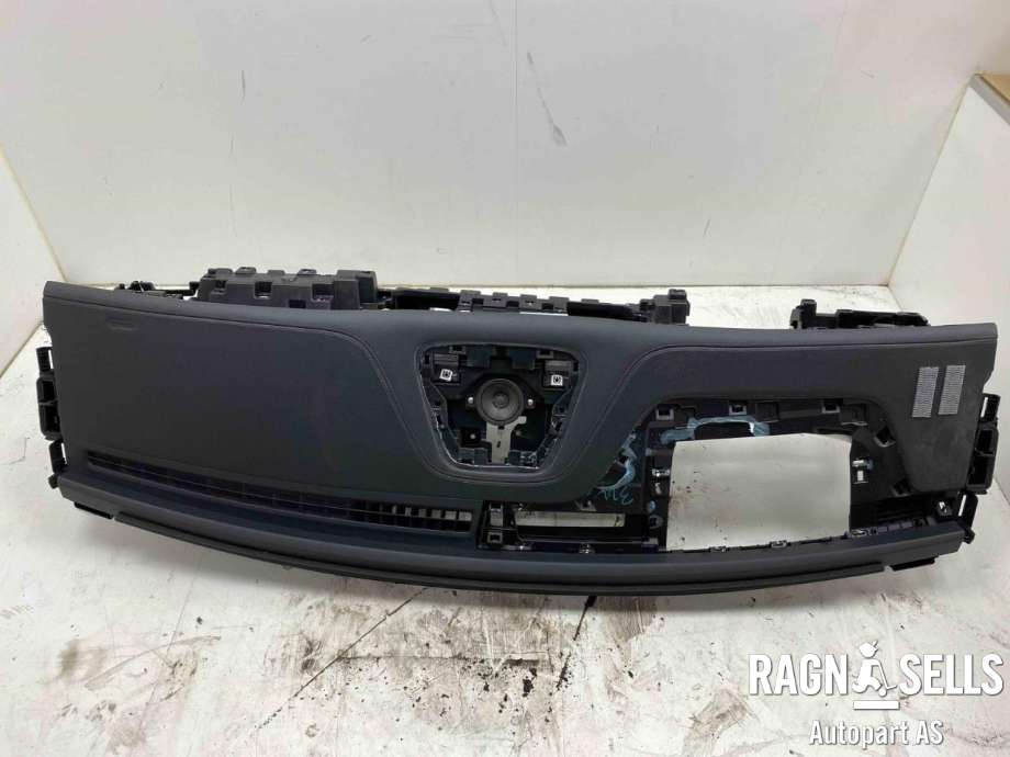 Dashbord til Hongqi E-HS9 2022-->>  (N/A|)