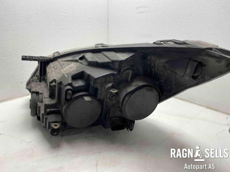 Frontlykt høyre halogen til Ford Transit Custom 2013-2023 (Type I)  (BK21-13D152-BJ||1866441)