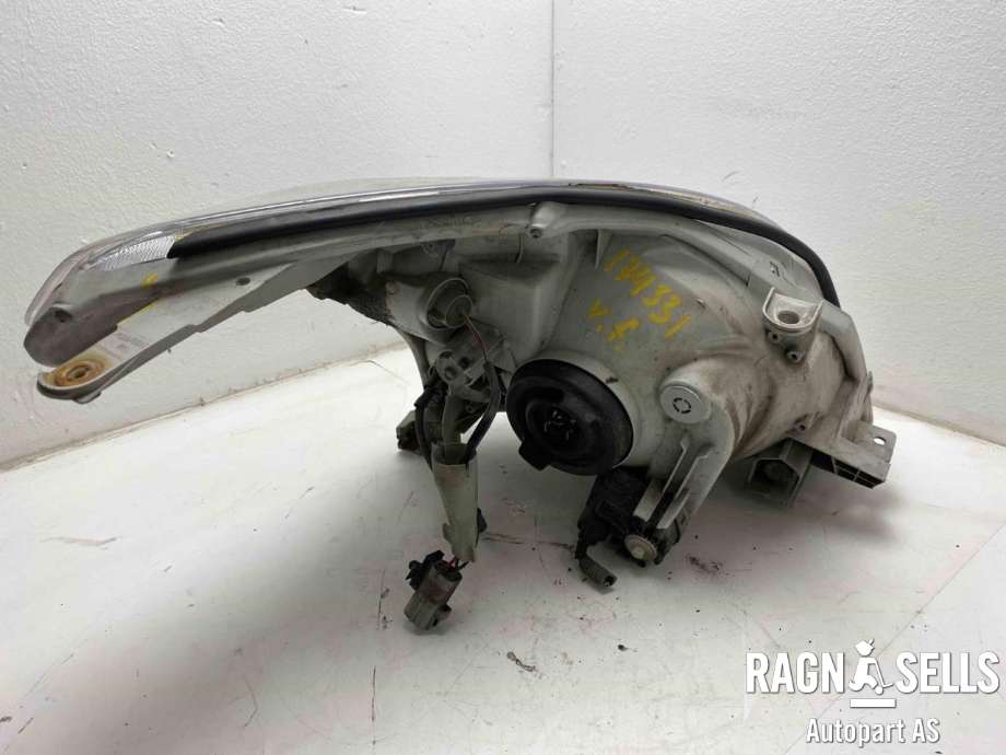 Frontlykt venstre halogen til Toyota Land Cruiser 120 2002-2009  (8117060D50|)