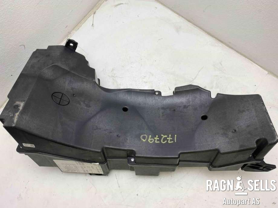 Bilstereo sub-woofer til Audi A7 2010-2014 (Type I, Fase 1)  (4G9 035 381 A|)