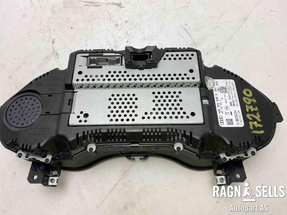 Instrumentpanel til Audi A7 2010-2014 (Type I, Fase 1)  (4G8 920 932 D|4G8 920 932 DX|)