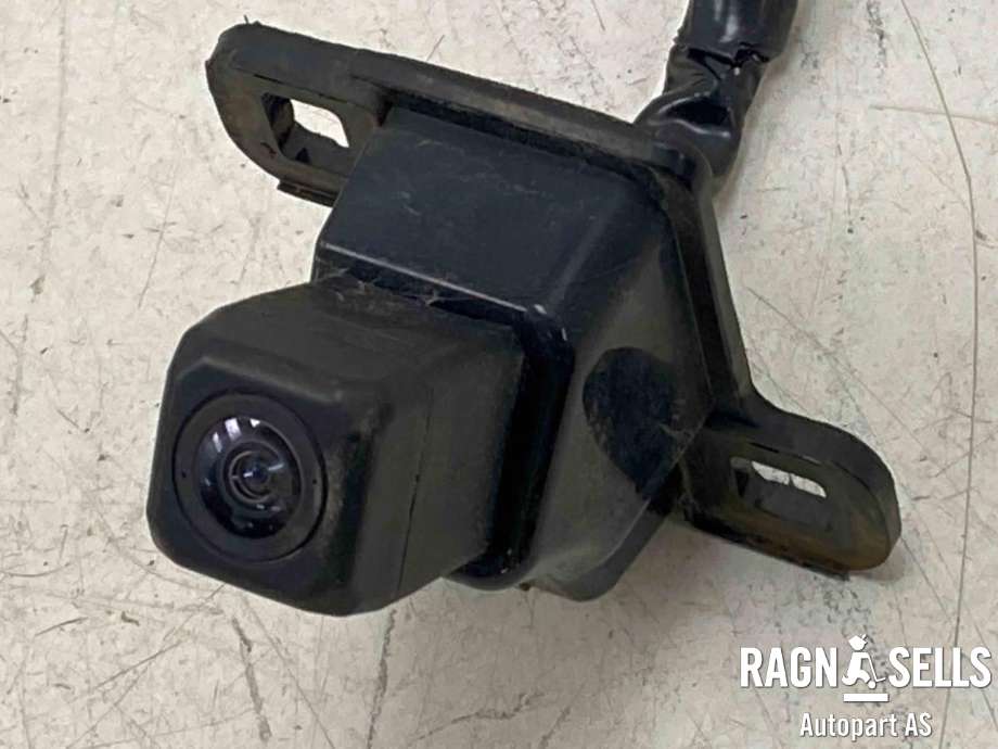 Kamera parkeringshjelp til Toyota RAV4 2016-2019 (Type IV, Fase 2)  (867B042020||6935042060)