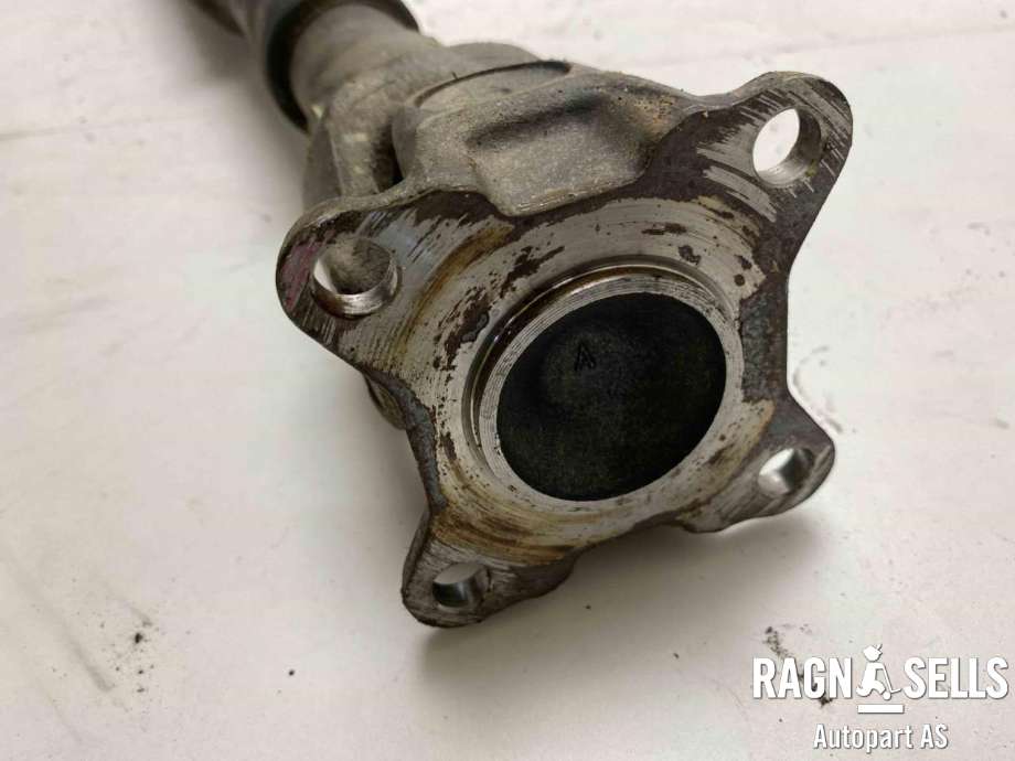 Mellomaksel fremre til Toyota Land Cruiser 120 2002-2009  (3714060530|)