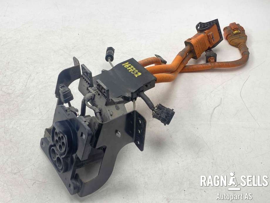 Batterilader inntak/luke til Kia Niro, 2016-2021  (91684Q4011)