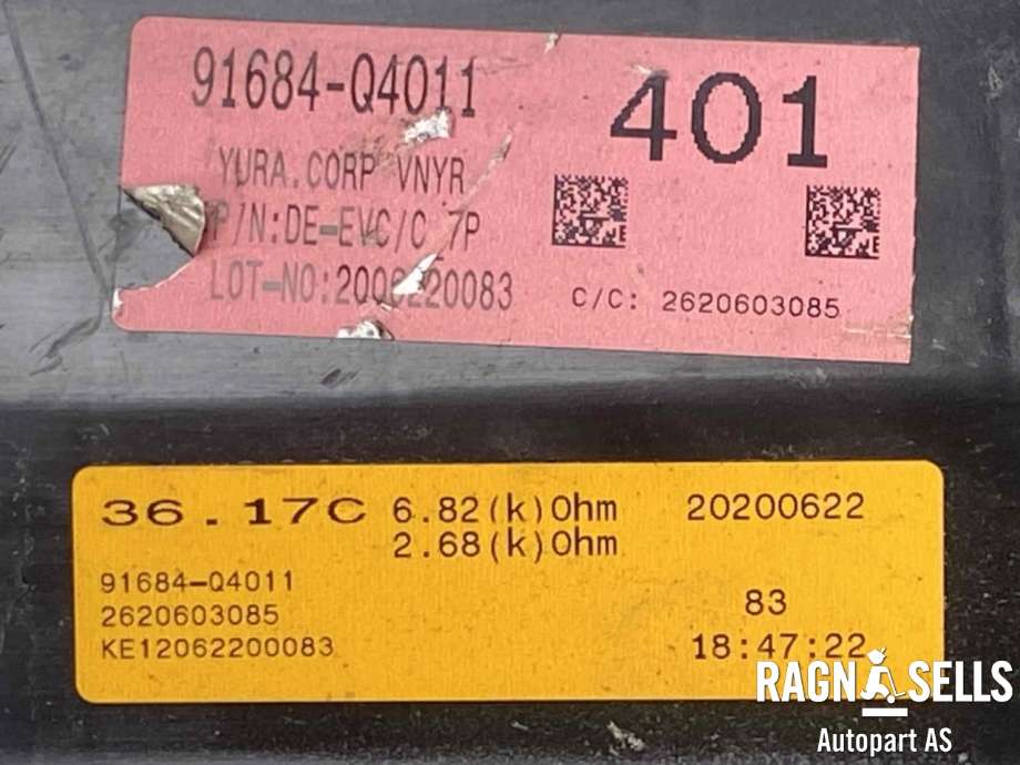 Batterilader inntak/luke til Kia Niro 2016-2021  (91684Q4011|)
