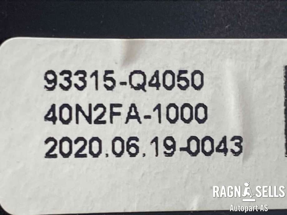 Bryter setevarme til Kia Niro 2016-2021  (93315Q4050CA|93315Q4050|40N2FA1000)
