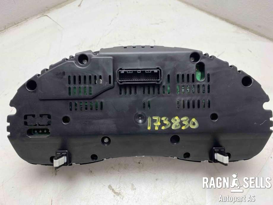 Instrumentpanel til Hyundai i40 2012-2017  (940113Z400|)
