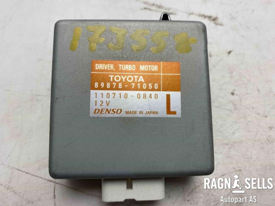 Styreenhet 4WD til Toyota Hilux, 2006-2011  (89533-71010)