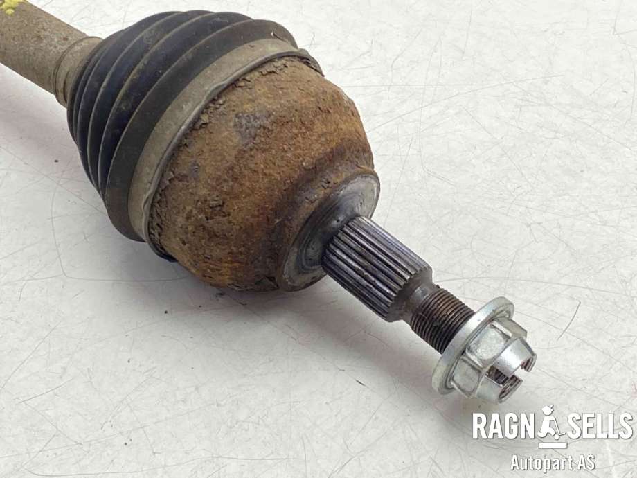 Drivaksel venstre foran, diesel/automat til Ford Kuga 2013-2019  (DV6P-3B437-DB||1845817|1841616|RMDV6P-3B437-D1A)