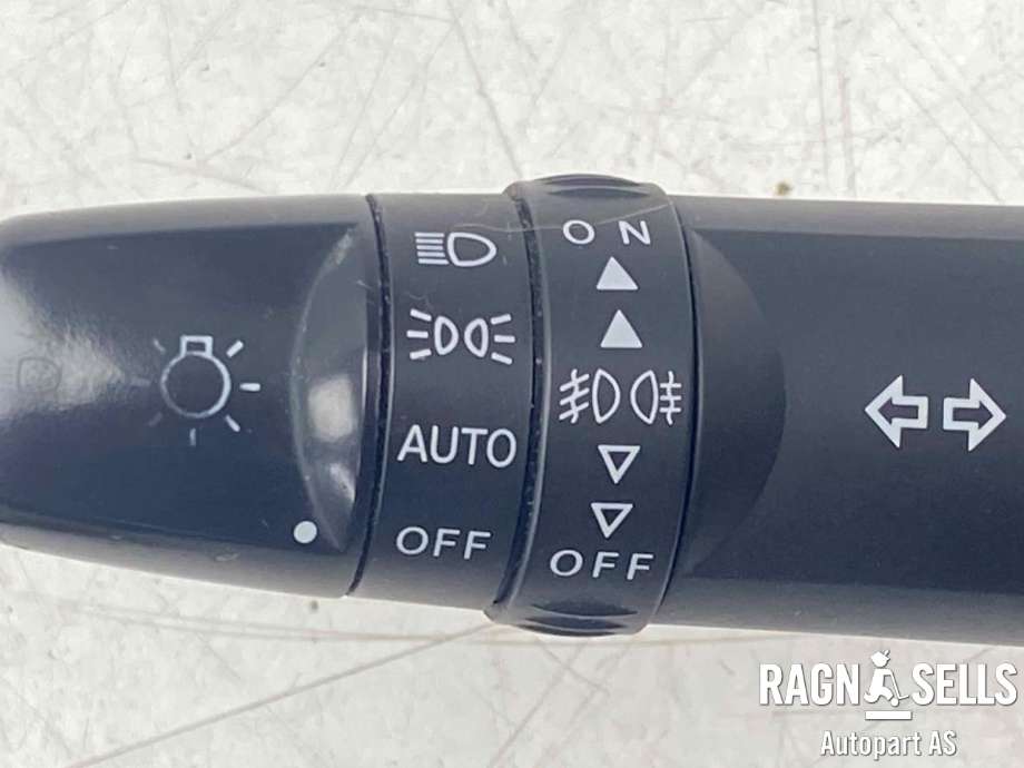 Bryter combi til Mitsubishi Outlander 2012-2015 (Type III, Fase 1)  (8600A405|8617A013|)