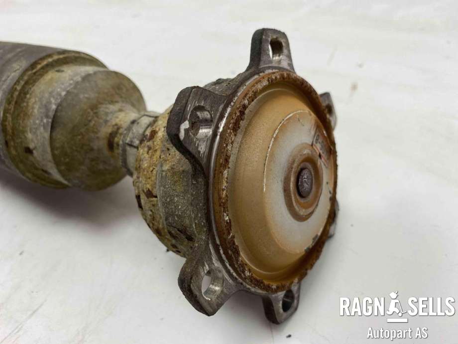 Mellomaksel bakre til Mitsubishi Pajero 2000-2006 (Type III) (MR581616|)