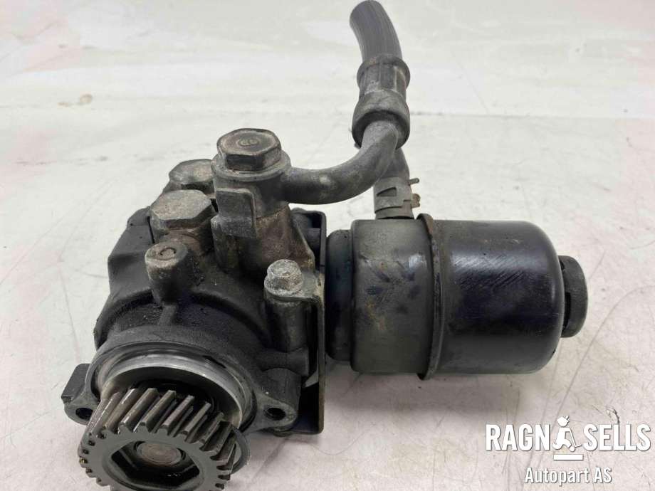 Servo pumpe mekanisk til Mitsubishi Pajero, 2000-2006 (Type III) (MR223480)