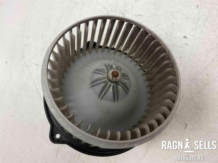 Varmeapparat motor til Mitsubishi Pajero 2000-2006 (Type III)  (MB080777|)
