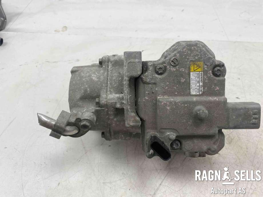 Aircondition kompressor hybrid til Toyota Yaris 2014-2020 (Type III, Fase 2)  (DENSO|8837052012|0422001350|88370-15010|88370-52010|88370-52011|88370-52012)