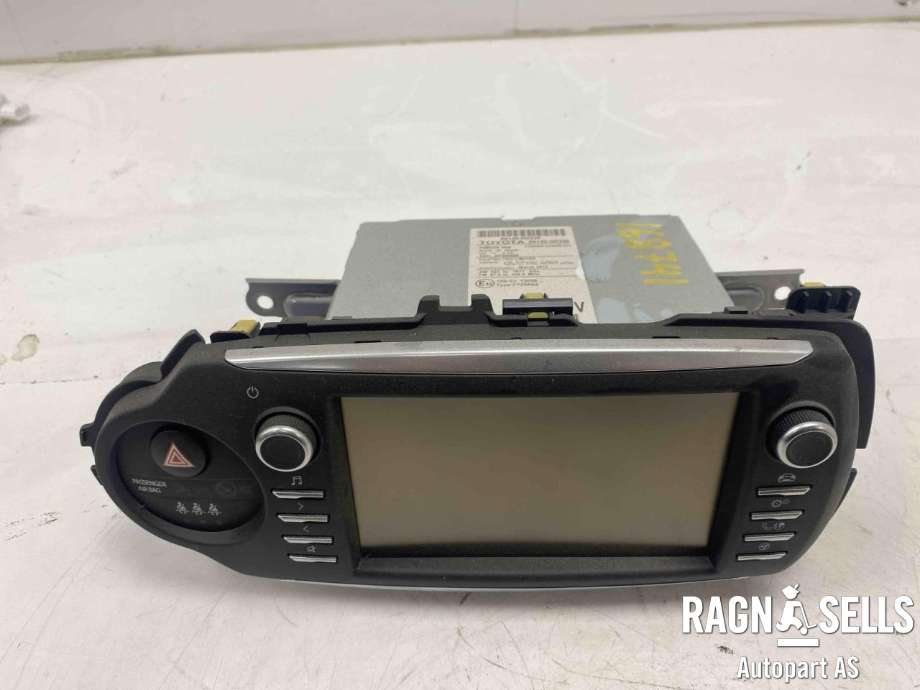 Bilstereo navigasjon til Toyota Yaris, 2014-2020 (Type III, Fase 2)  (86140-0D330)