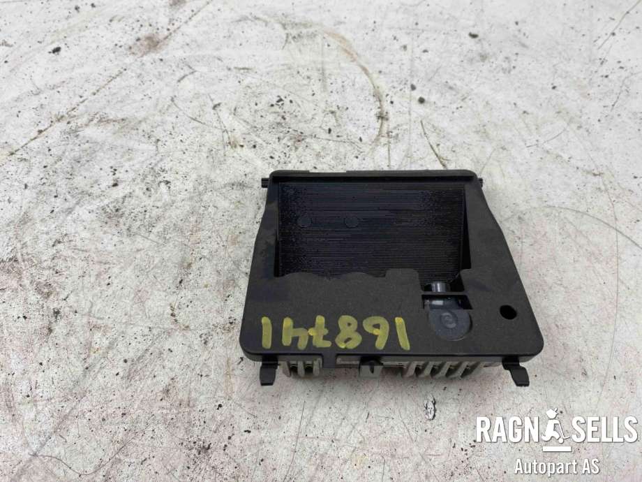 Kamera til Toyota Yaris, 2014-2020 (Type III, Fase 2)  (881810D020)