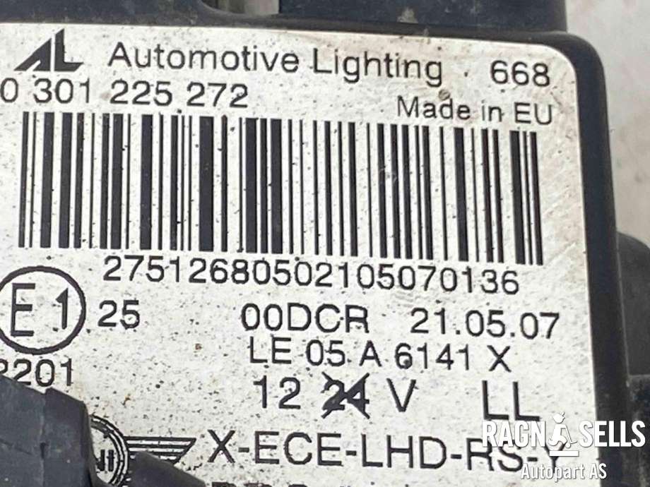 Frontlykt høyre xenon til Mini One/Cooper 2001-2007 (R50-53) (R50-53) (63 12 7 269 982||0 301 225 272)