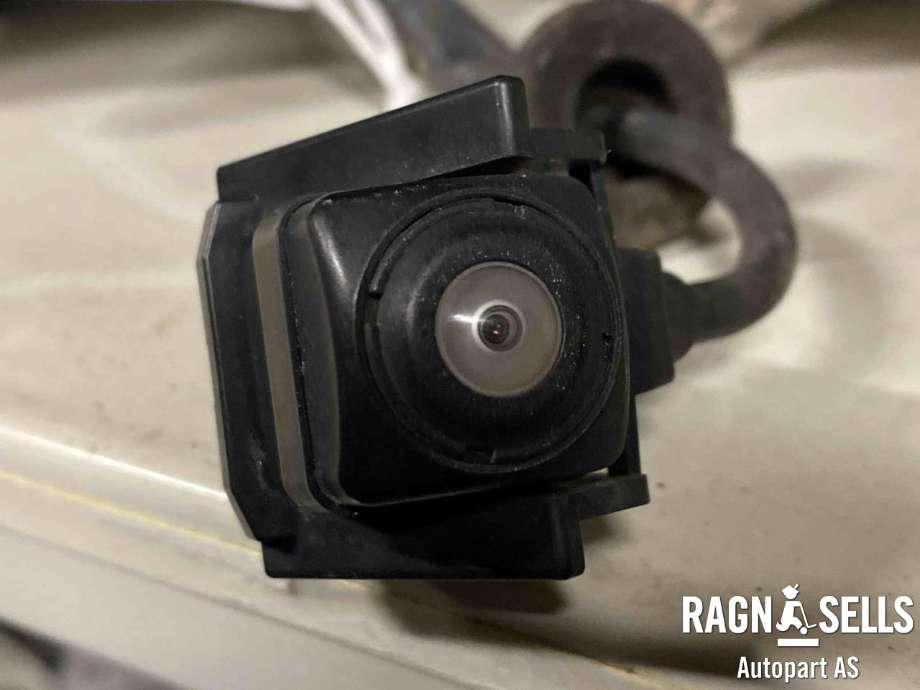Parkeringskamera bak til Mazda CX-5 2012-2017 (Type I)  (KD45-67-RC0A|KD45-67-RC0D|)
