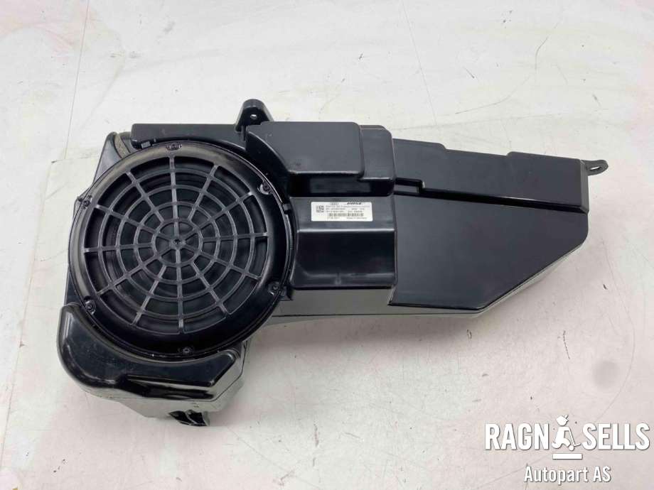 Bilstereo sub-woofer til Audi A7 2010-2014 (Type I, Fase 1)  (BOSE|4G9 035 382 A|)