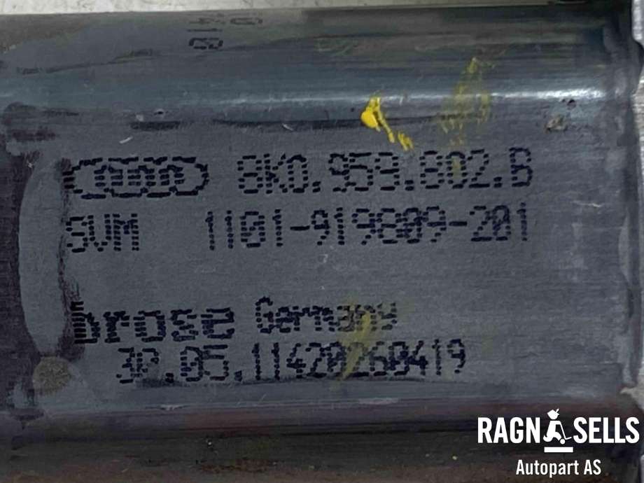 Ruteheis, kun motor, høyre foran til Audi A7 2010-2014 (Type I, Fase 1)  (8K0 959 802 B|)