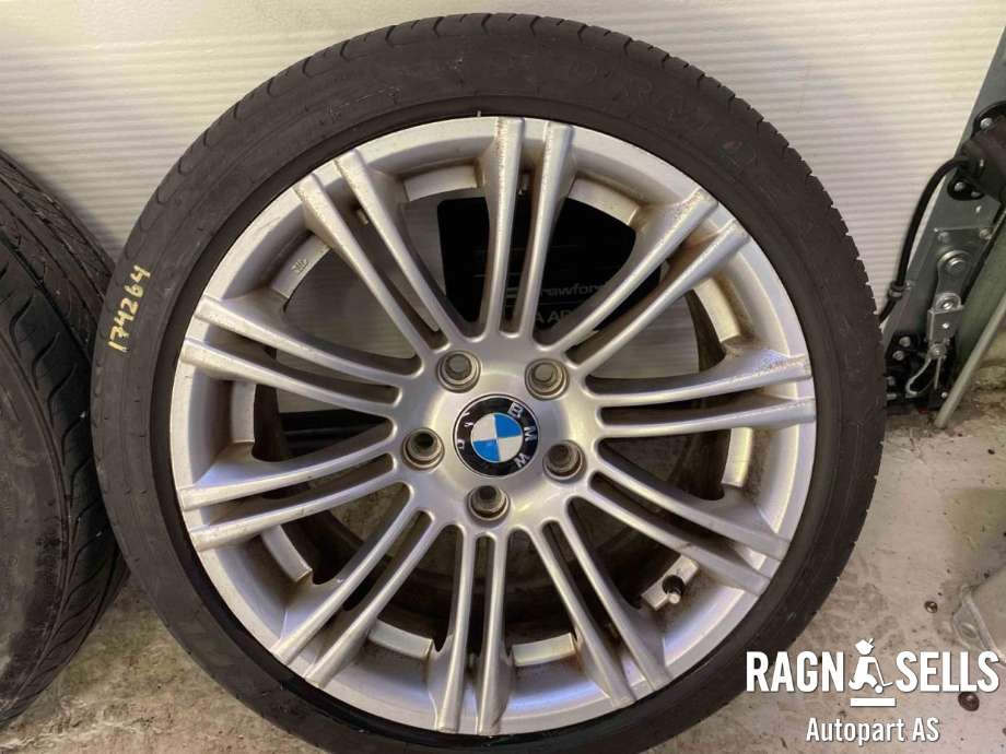 Hjulsett aluminium sommer til BMW 3-Serie 2012-2018 (F30/F31/F34) (F30/F31/F34) (|2 STK 225/45R17  2 STK 215/45X17)