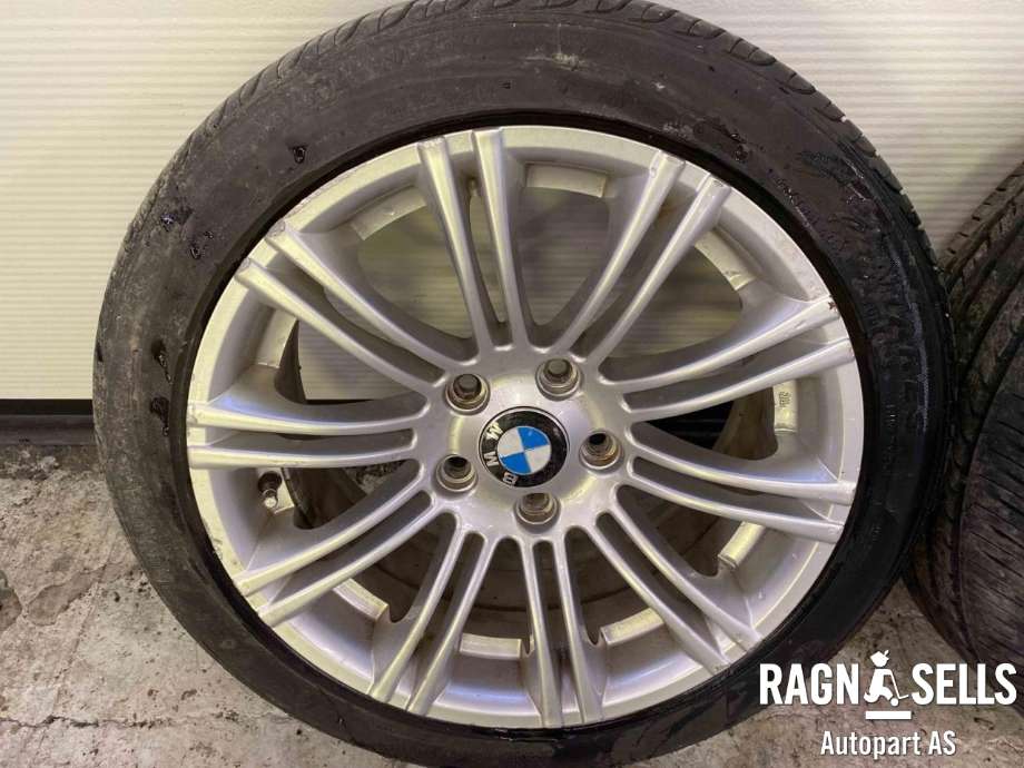 Hjulsett aluminium sommer til BMW 3-Serie 2012-2018 (F30/F31/F34) (F30/F31/F34) (|2 STK 225/45R17  2 STK 215/45X17)