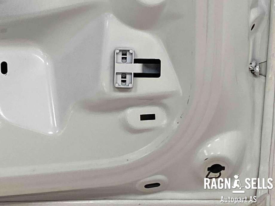 Bakluke til Peugeot e-2008 2019-->>  (98 310 458 80|)