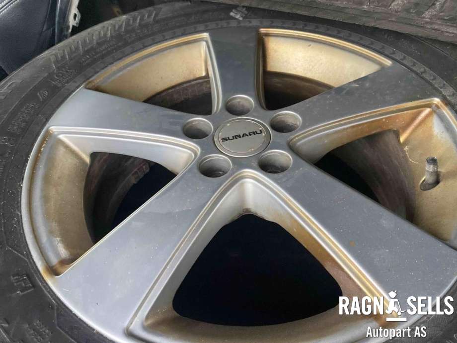 Hjulsett aluminium vinter til Subaru XV 2012-2017 (Type I)  (5X100/ET48/56.1|215/65R16|)
