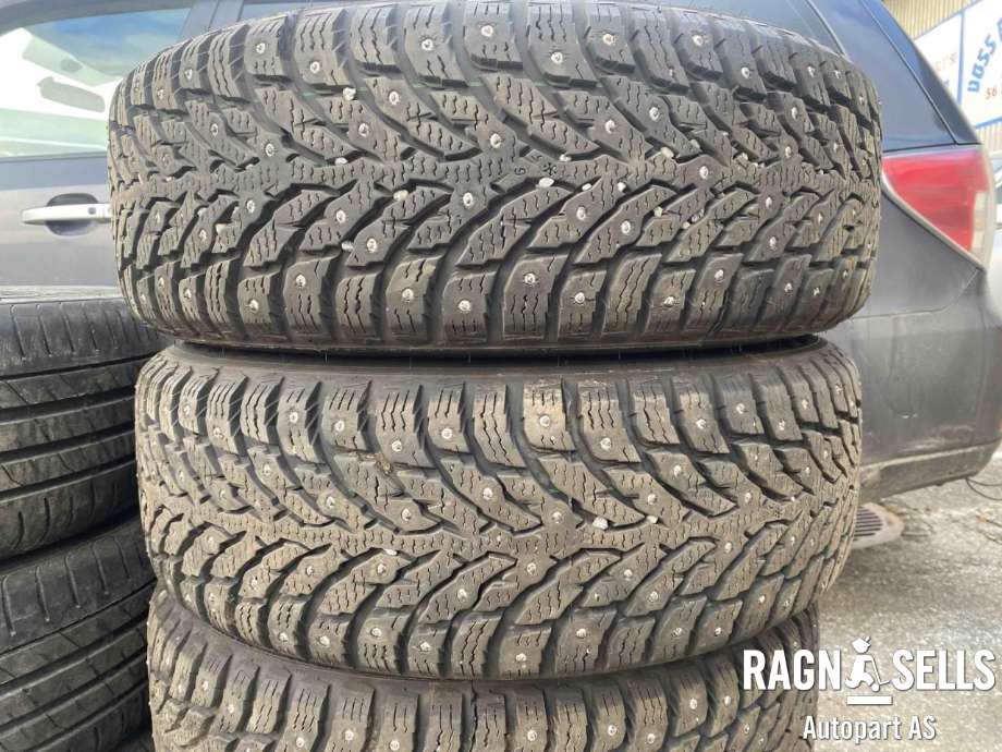Hjulsett stål vinter til Mazda 3 2003-2005 (Type I, Fase 1)  (NOKIAN|5X114|3/ET52|5/67|1|195/65/15|)