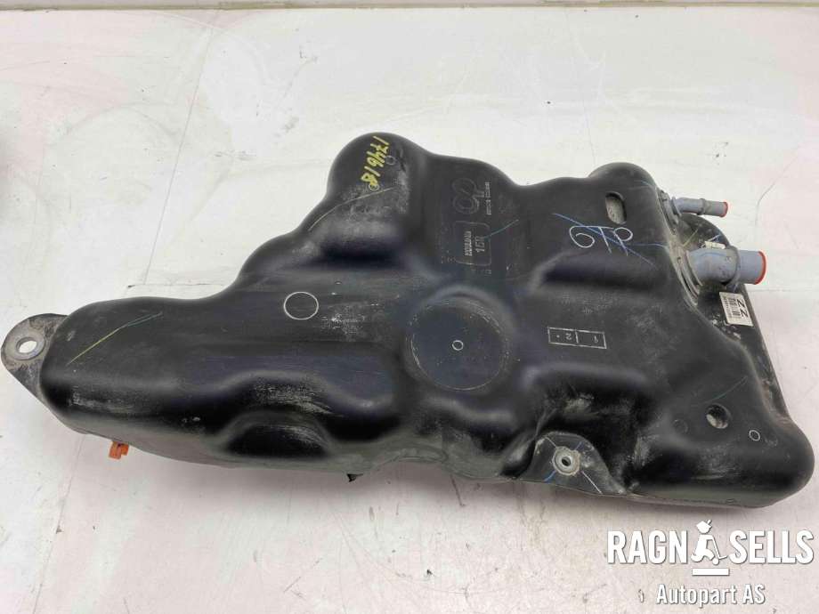 AdBlue tank til Isuzu D-Max, 2021-->> (Type III)  (N/A)
