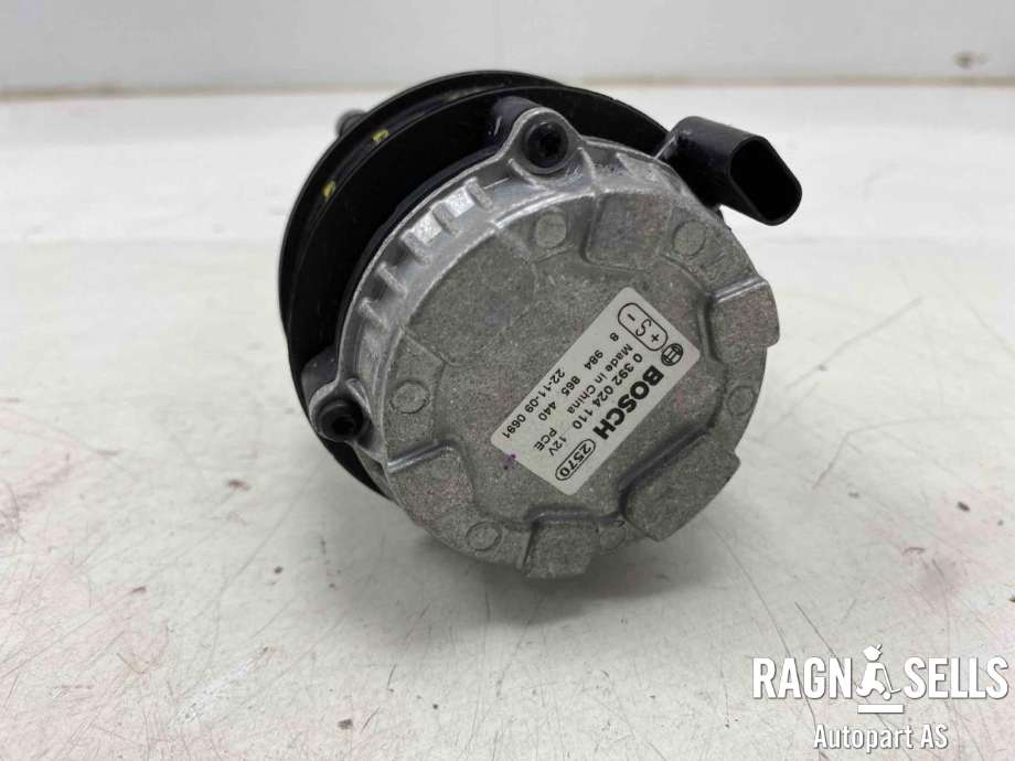 Vannpumpe elektrisk til Isuzu D-Max 2021-->> (Type III)  (BOSCH|8984865440||20 392 024 110)