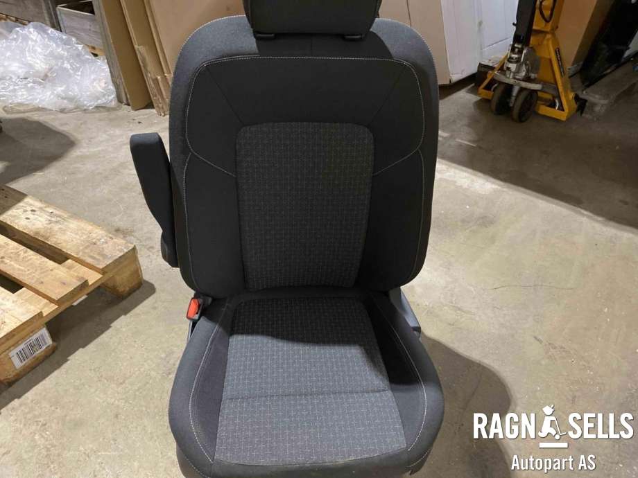 Sete foran venstre til Ford Transit Custom, 2023-->> (Type II)  (PU5A-S608A15-ALA)