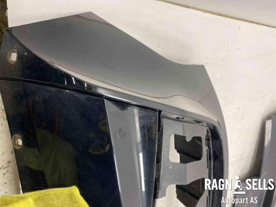 Støtfanger bak til BMW i3 2013-2022  (51 12 7 370 581|)